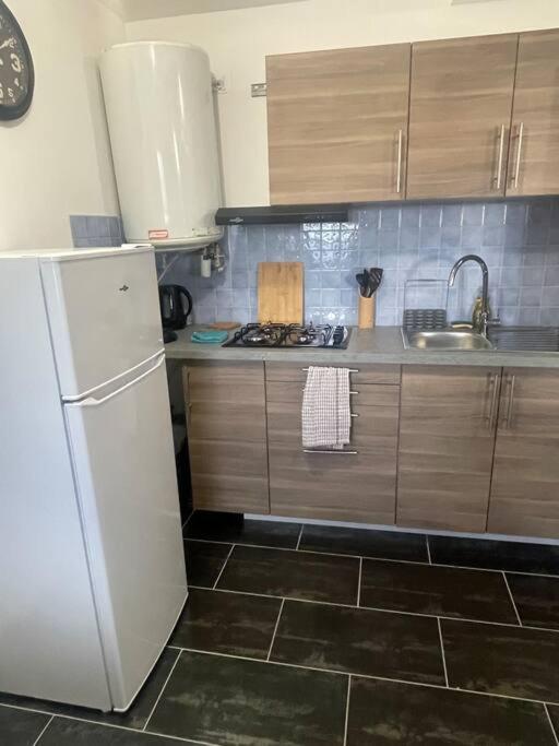 L8 - Villiers-Le-Bel Proche Roissy & Paris Apartment Bagian luar foto
